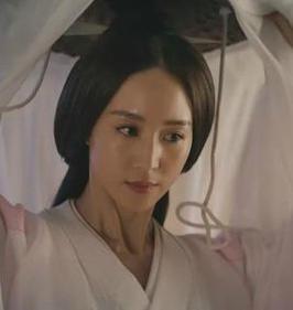 <a href=https://www.lishiji.cn/lishi/230/ target=_blank class=infotextkey>三国历史</a><a href=https://www.lishiji.cn/lishi/413/ target=_blank class=infotextkey>人物</a> <a href=https://www.lishiji.cn/lishi/409/ target=_blank class=infotextkey>三国时期</a>曹魏权臣司马懿的宠姬柏夫人简介