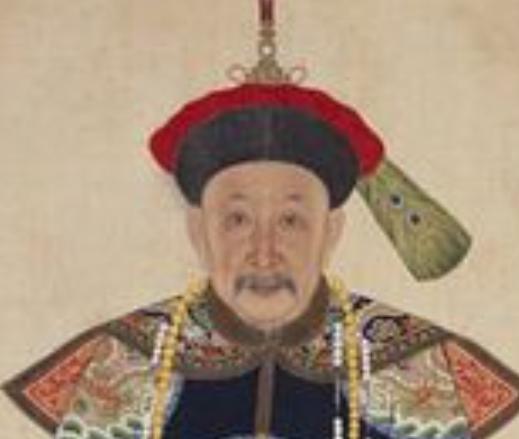 皇帝赐下毒酒,将军竟然还哈哈大笑的痛苦喝下酒 皇帝赐下毒酒,将军竟然还哈哈大笑的痛苦喝下酒