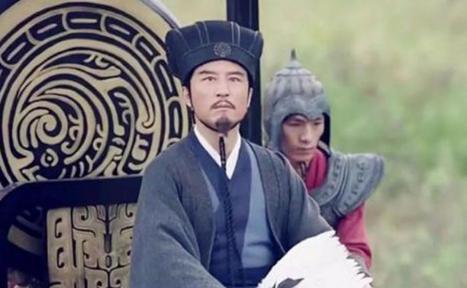 诸葛亮为什么被称为“卧龙”？诸葛亮是怎么帮刘备建立蜀汉的？