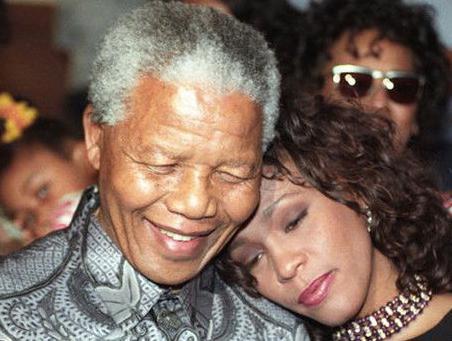 惠特妮·休斯顿个人和社会生活是什么样的 有关于她的评价是什么样的