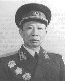 王家烈为什么要打断钟赤兵的一条腿?他打垮王家烈4个团