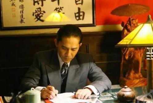 袁殊的生平如何？唯一一个五面特工，战功卓著行动隐秘