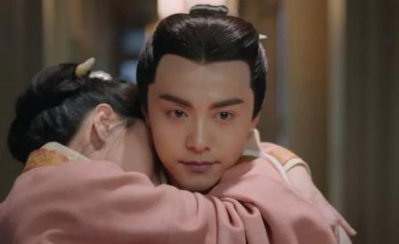 三女侍一夫！龙榻上的曹操之女，斗曹丕、摔玉玺，她才是三国最伟大的女人