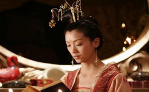 谁没有单纯善良过？历史著名阴狠皇后的黑化史！