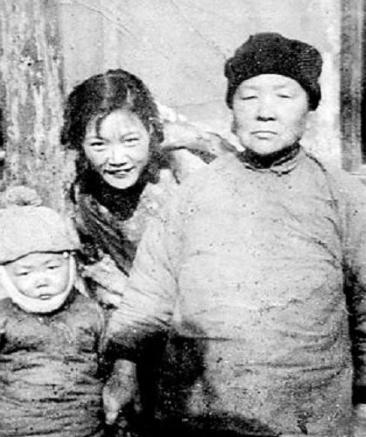 田汉的儿女后代都有谁 他们现在还在世吗 田汉的儿女后代都有谁 他们现在还在世吗