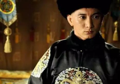 乾隆皇帝死前为什么叫隆科多陪葬？隆科多当即跪下