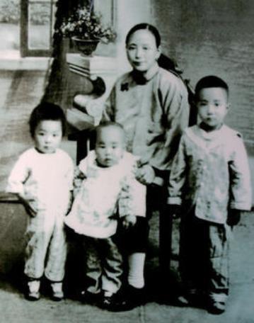 江冬秀:著名学者与文学大师胡适之妻