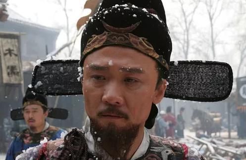 海瑞上任立马放掉一批犯人，数年后众人拍手叫好