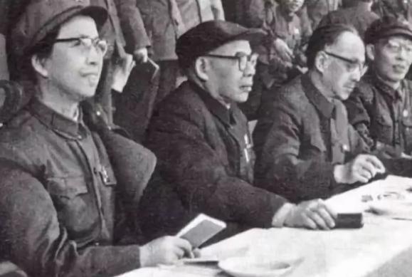 康生临死前的密语是什么?党危险,要落到坏人手里