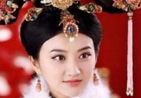 乾隆最喜欢的女儿成了和珅儿媳,在宠爱中过完了一生 乾隆最喜欢的女儿成了<a href=https://www.lishiji.cn/lishi/1787/ target=_blank class=infotextkey>和珅</a><a href=https://www.lishiji.cn/lishi/10148/ target=_blank class=infotextkey>儿媳</a>,在宠爱中过完了一生