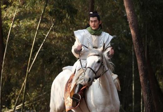 罗成跟<a href=https://www.lishiji.cn/lishi/3428/ target=_blank class=infotextkey>单雄信</a>之间是什么关系？他们之间有什么个人恩怨