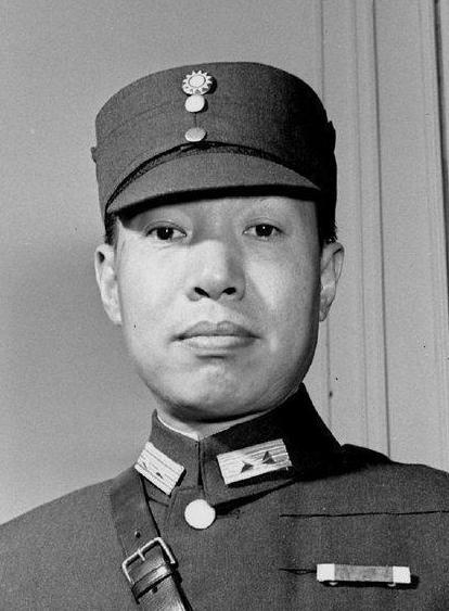 <a href=https://www.lishiji.cn/lishi/2104/ target=_blank class=infotextkey><a href=https://www.lishiji.cn/lishi/9160/ target=_blank class=infotextkey>熊</a>式辉</a>飞机失事的伤势如何？只伤踝骨成瘸子，拍<a href=https://www.lishiji.cn/lishi/12090/ target=_blank class=infotextkey>马</a>屁却一流