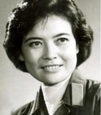 杨雅琴18岁出道 遭两段不幸的婚姻忧郁成疾去世