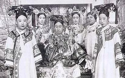 清朝隆裕太后谈退位条件,唯独一点宁死不从 清朝隆裕太后谈退位条件,唯独一点宁死不从