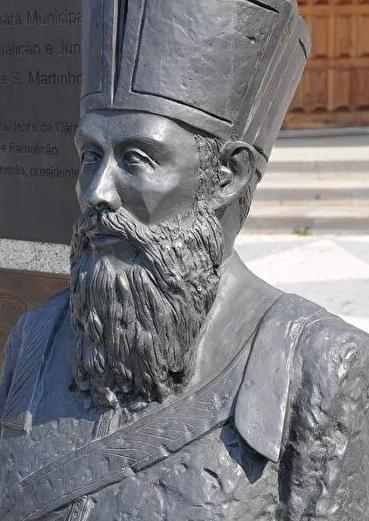 为什么外国人主动为康熙皇帝服务？康熙是怎么对待洋人的？