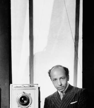 尤素福·卡什是谁？加拿大摄影师尤素福·卡什生平简介