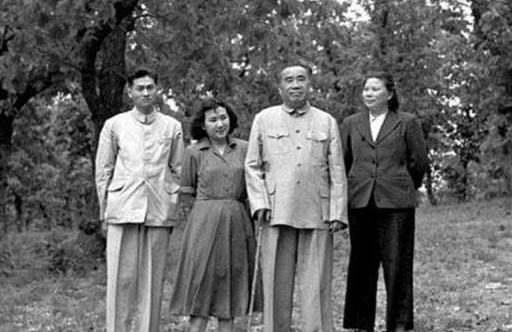 揭秘:贺治华为什么要出卖罗亦农? 揭秘:贺治华为什么要出卖罗亦农?