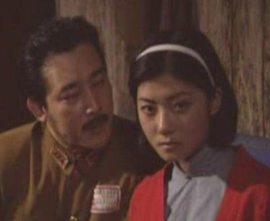 绝色女情报员张露萍是怎么牺牲的？被色魔用尽私刑,死时仅24岁