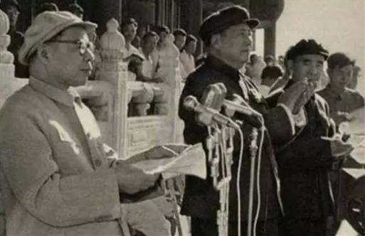 1970年陈伯达鼓吹天才论，陈毅为什么会上当？