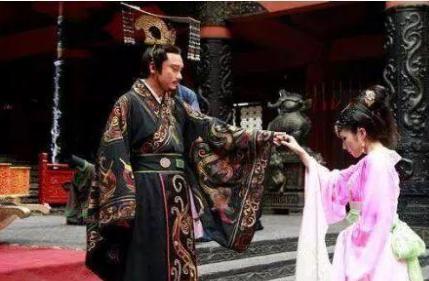 刘粲的怪癖是怎么来的 为什么会影响到他的皇位 刘粲的怪癖是怎么来的 为什么会影响到他的皇位