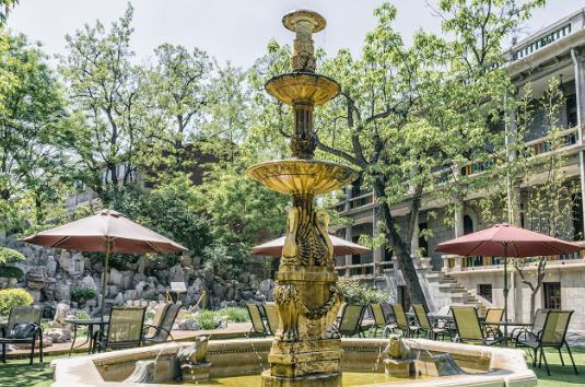 爱新觉罗&middot;载振的身份如何?隐藏在深宅大院中的奢华