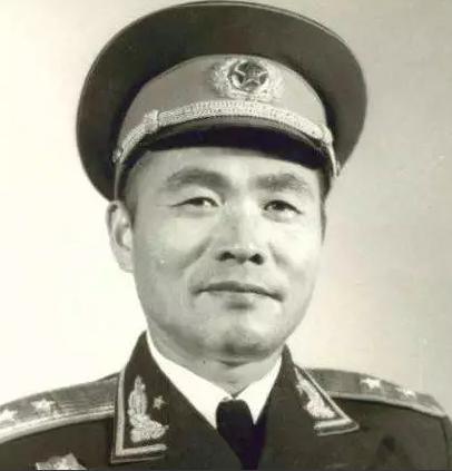 杜义德：刘邓大军第一悍将, 邓首长去哪他就去哪