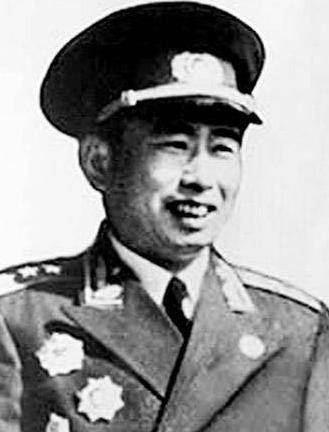 宋任穷：崇高品德和丰功伟绩将永远铭刻在人民心中