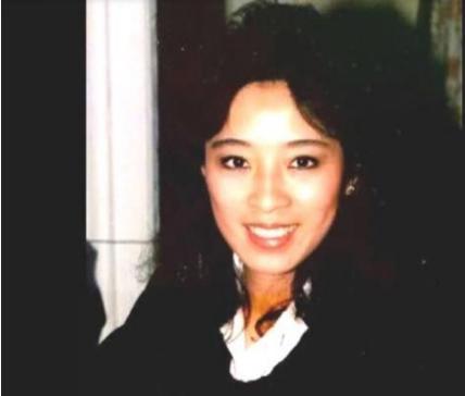 华裔空姐邓月薇是谁 她的名字为什么会在911纪念馆中排名第一位 华裔空姐邓月薇是谁 她的名字为什么会在911纪念馆中排名第一位