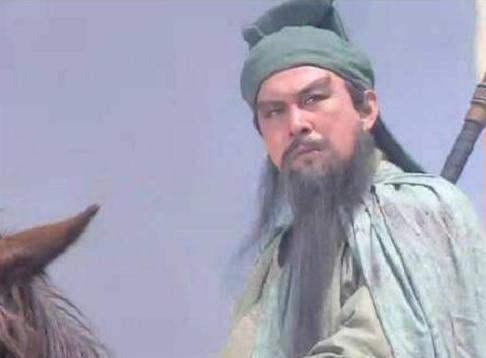 曹操为何主动放弃汉中？原因是什么