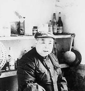 吴法宪的晚年生活是什么样的？潜心研习书法，老有所养