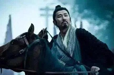 他当政时无所事事整日酗酒 为什么史书上却称他为千古贤相呢