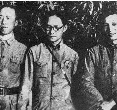 潘汉年的私<a href=https://www.lishiji.cn/lishi/12130/ target=_blank class=infotextkey>生活</a>如何?他<a href=https://www.lishiji.cn/lishi/6964/ target=_blank class=infotextkey>有子</a>女<a href=https://www.lishiji.cn/lishi/488/ target=_blank class=infotextkey>后代</a>吗