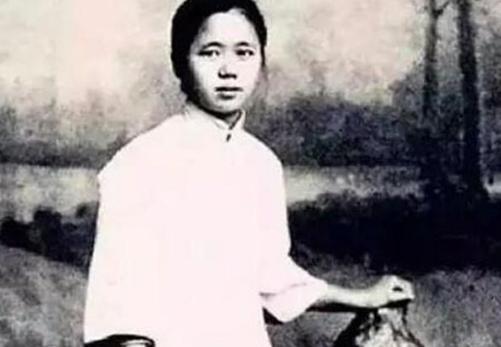 查品珍是谁?一代军神蒋百里的原配,痴等丈夫一生 查品珍是谁?一代军神蒋百里的原配,痴等丈夫一生