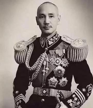 揭秘:蒋孝勇回大陆想解决2件头疼事分别是什么?