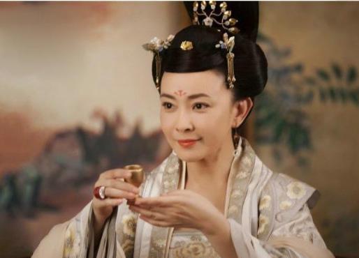 张皇后被太监当面杀死，唐肃宗为什么不救她？