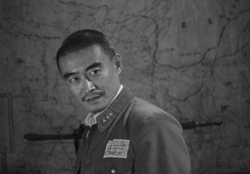 韩起功会与部队失散？12年后立下大功，活捉一国军军长