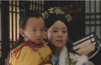 历史上第一个被废的皇后是谁 她为什么会被废呢 历史上第一个被废的皇后是谁 她为什么会被废呢