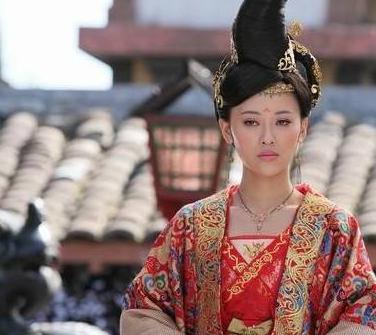 安乐公主是什么结局？她为什么会被人用乱刀砍死？