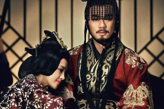 三女侍一夫！龙榻上的曹操之女，斗曹丕、摔玉玺，她才是三国最伟大的女人