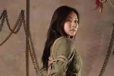 袁殊的生平如何？唯一一个五面特工，战功卓著行动隐秘