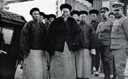 李鸿章是不是卖国贼 他有没有卖过卖国 李鸿章是不是卖国贼 他有没有卖过卖国