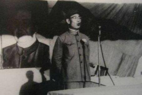 廖昂是大将许光达的老同学,他最后为什么会成为俘虏？