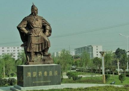 云台二十八将中为什么没有马援呢 汉明帝为何不愿意替他平反呢