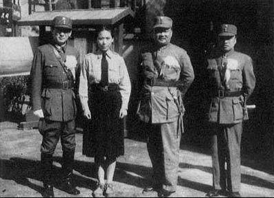 杨惠敏在为800抗日壮士献旗后，还发生了什么事情？