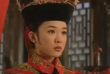 大清朝唯一一个可以用龙袍下葬的女人，也是康熙最疼爱的人。