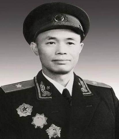 钟伟重病住院,黄克诚为什么说他太了不起了?