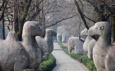 朱棣继承皇位之后 他是怎么处理他大哥的妻儿的 朱棣继承皇位之后 他是怎么处理他大哥的妻儿的