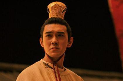 唐肃宗身为太子时为什么斗不过李林甫？李林甫为什么与太子死磕？