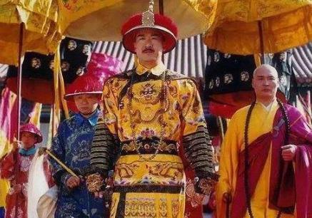 康熙给雍正留下百万,雍正给乾隆留下千万家产,乾隆给嘉庆留了个人! 康熙给雍正留下百万,雍正给乾隆留下千万家产,乾隆给嘉庆留了个人!