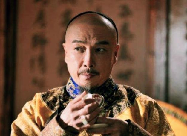 爱新觉罗·弘晳：得康熙钟爱，还差点成为皇位继承人